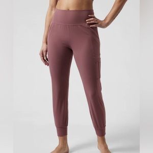 Athleta Salutation Cargo Jogger - Tawny Rose - Small Tall